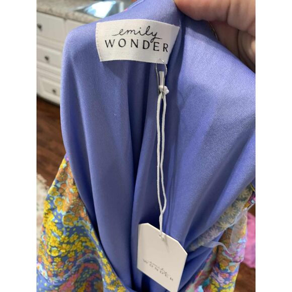 Emily Wonder NWT Multicolor Floral Cap Sleeve V-Neck Mini Dress, size L - Picture 3 of 4